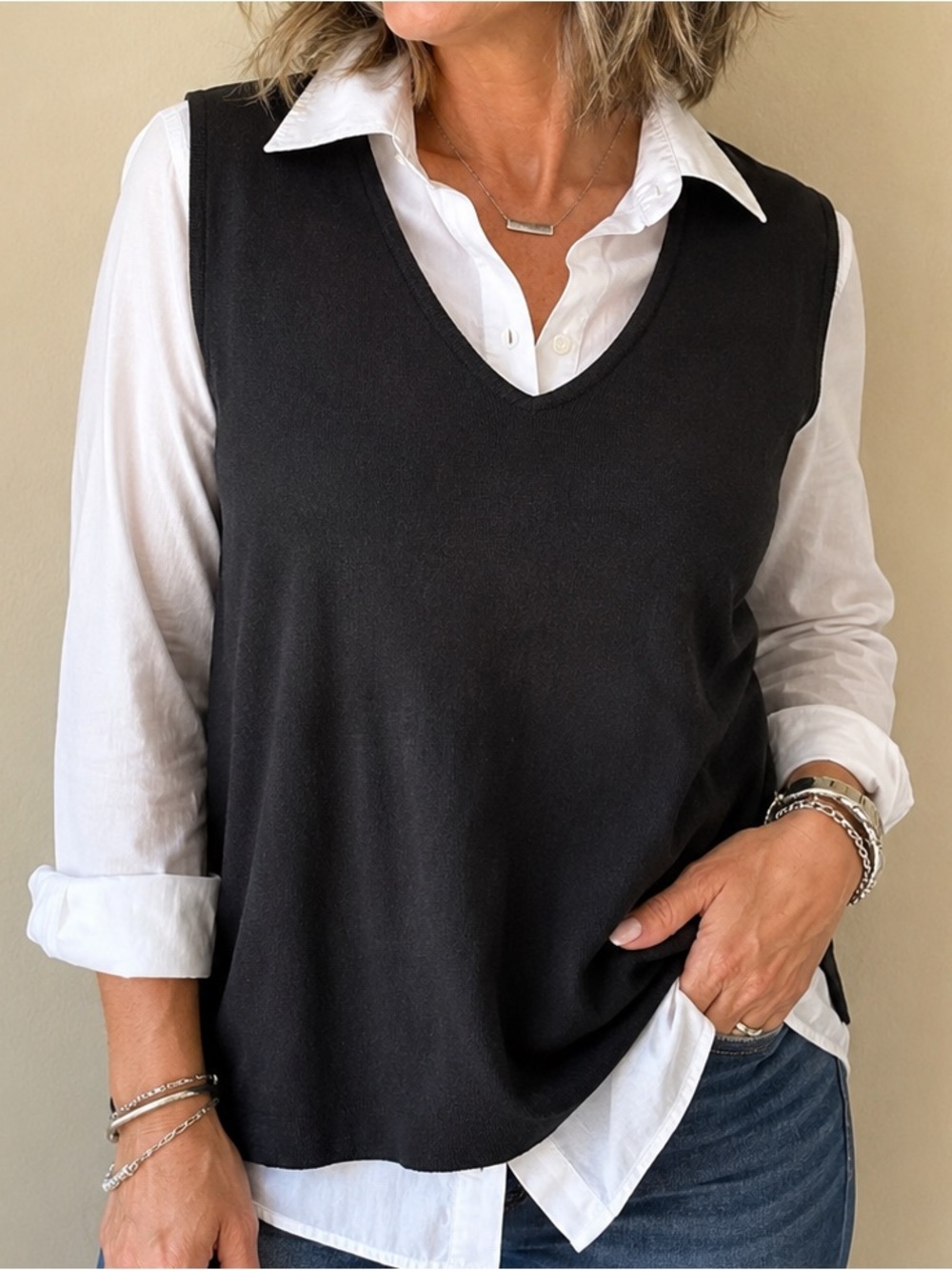august silk Black V-Neck Sleeveless Knit Tank